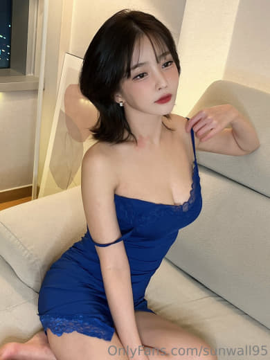 【2023_09_22】Dressing_up_by_maid,_and_nicely_do_everything_that_my.m4v